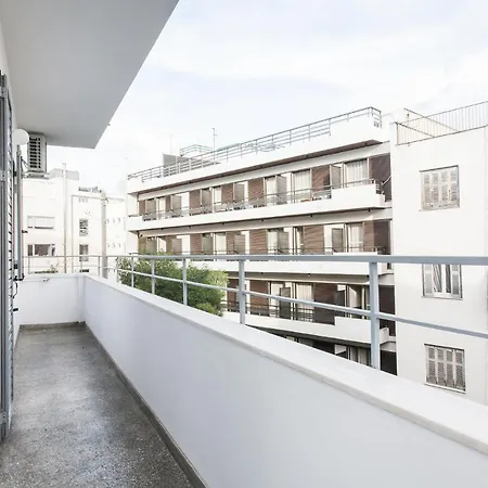 Highend 2bdr Full Apt/ Ideal Location Apartamento